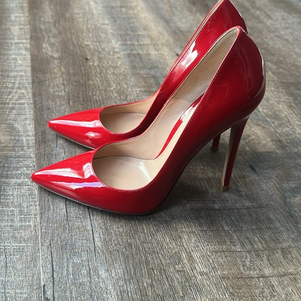 Gianvito Rossi Red Pumps - Picture 2 of 5